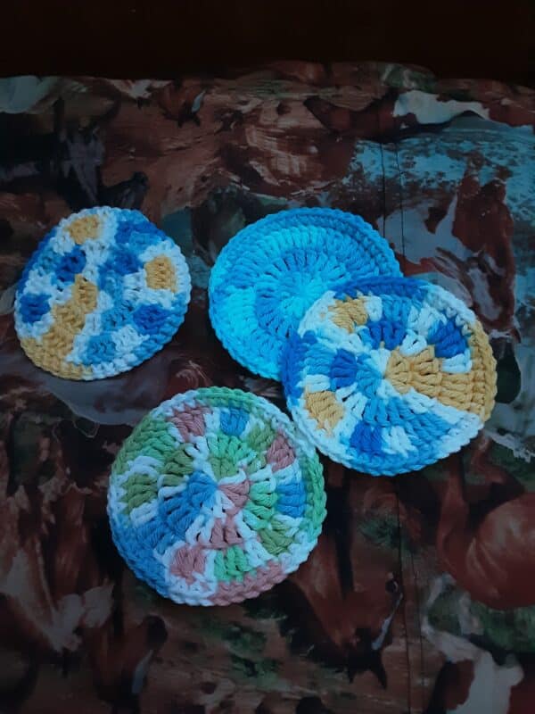 Face scrubbies (3x)